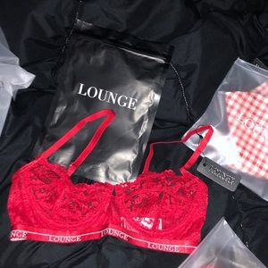 red lounge blossom balcony bra!! size 32DD
